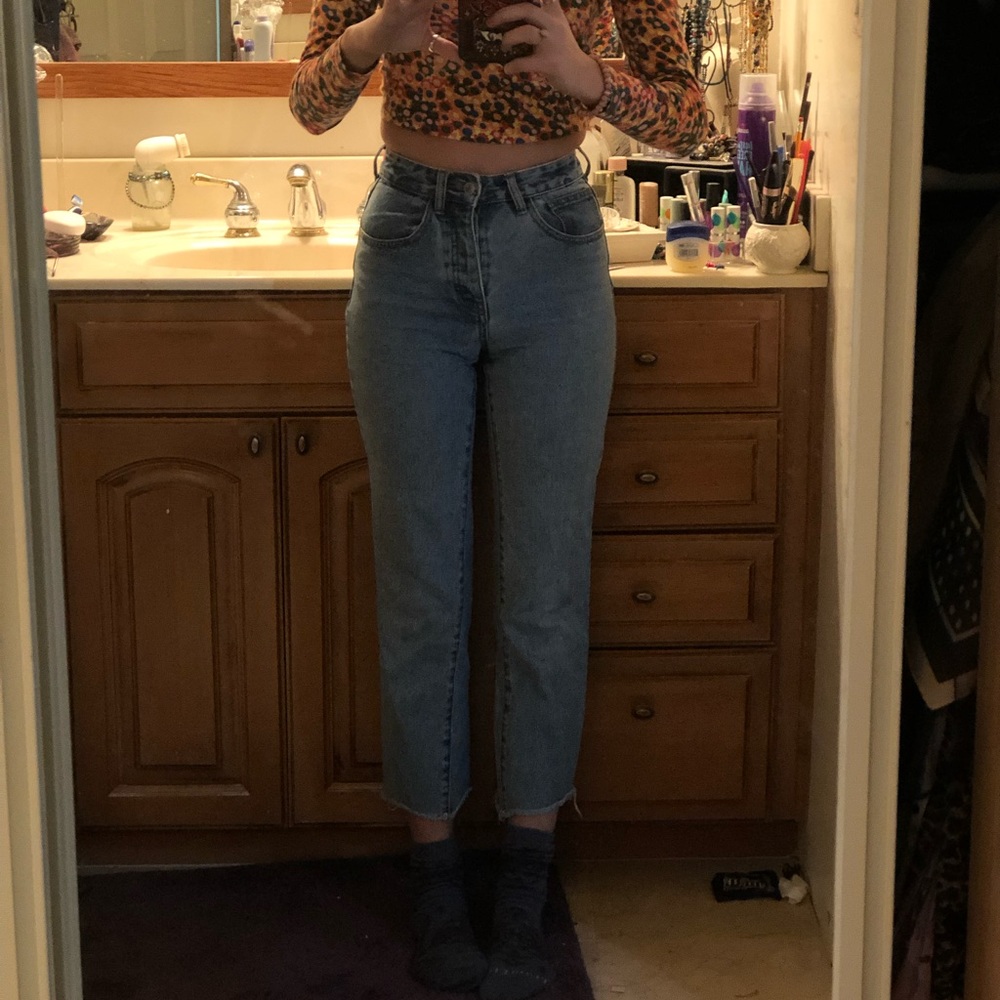 john galt brandy melville light washed mom jeans